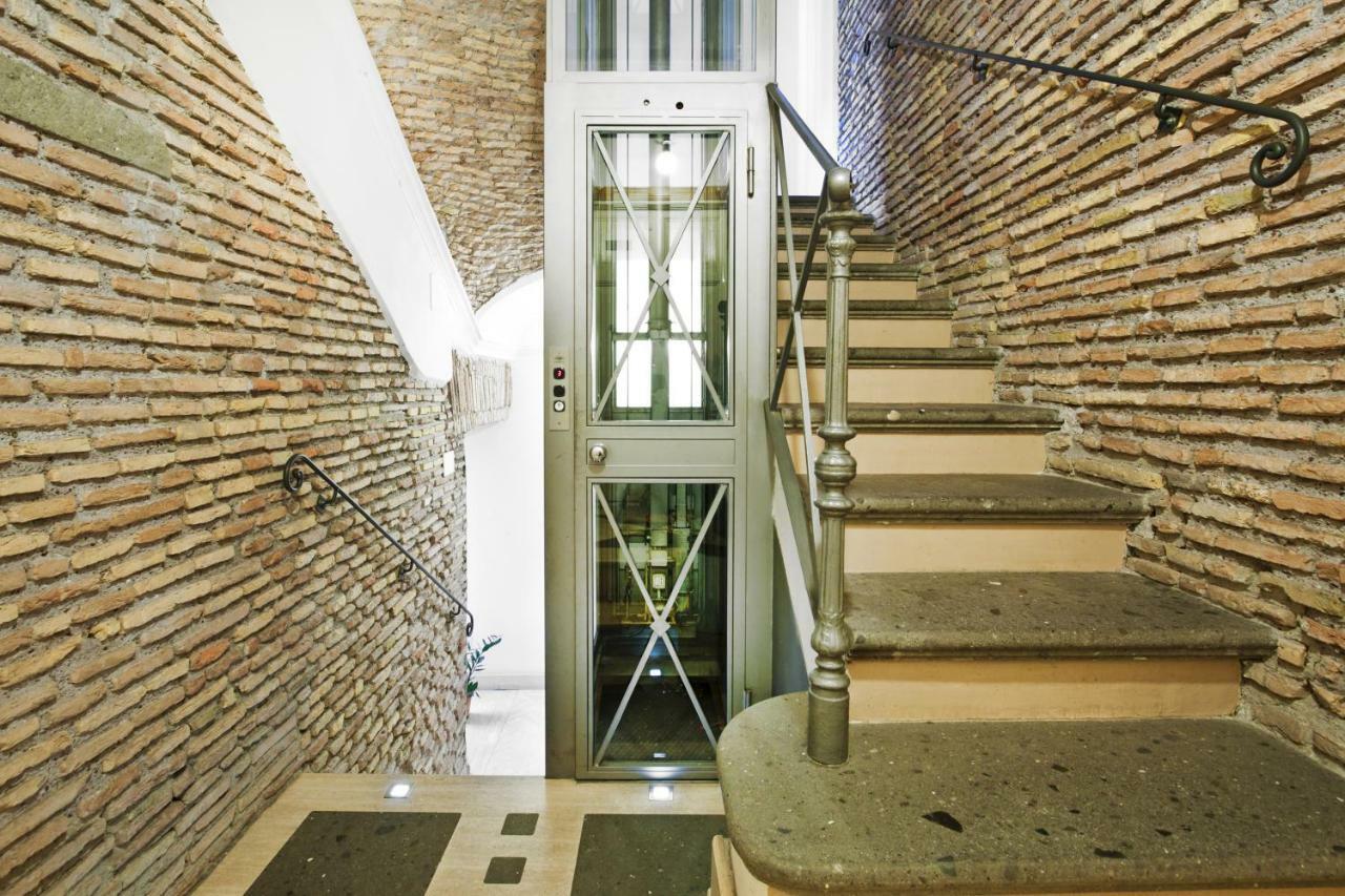 Arenula Luxury Apartment Roma Esterno foto