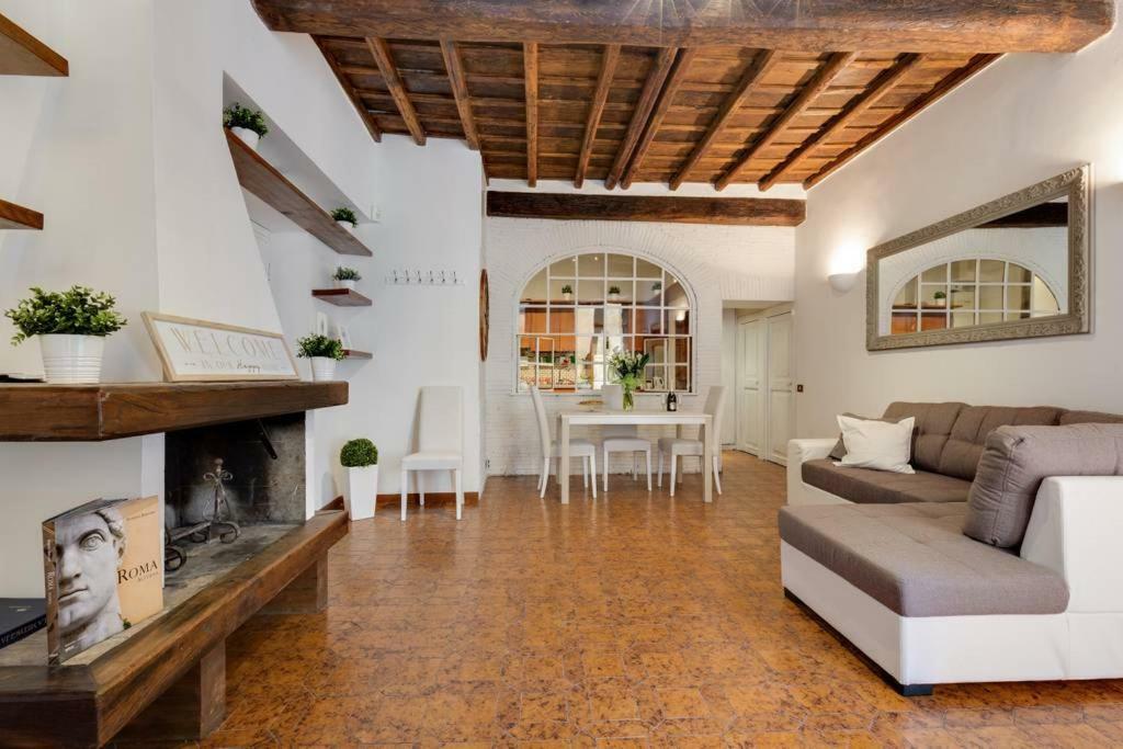Arenula Luxury Apartment Roma Esterno foto