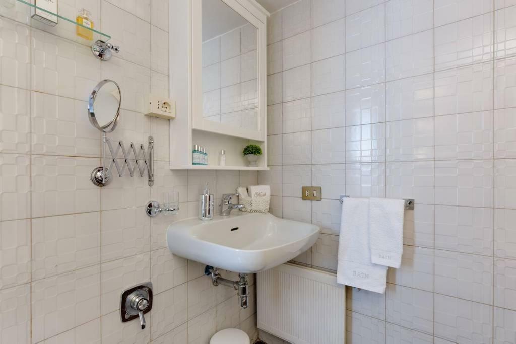 Arenula Luxury Apartment Roma Esterno foto