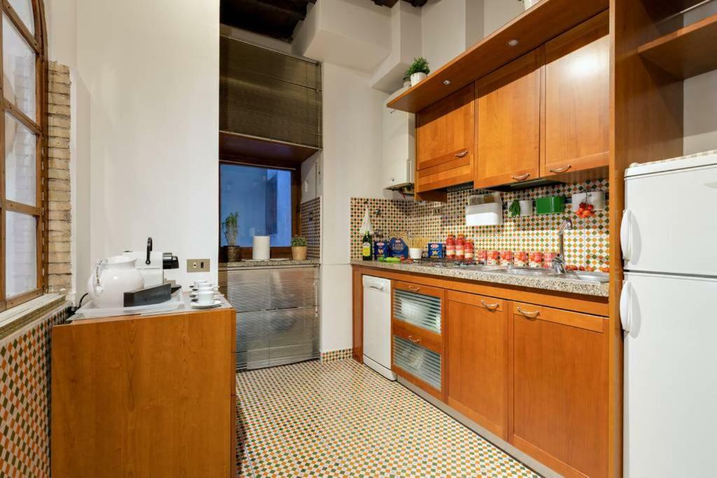 Arenula Luxury Apartment Roma Esterno foto